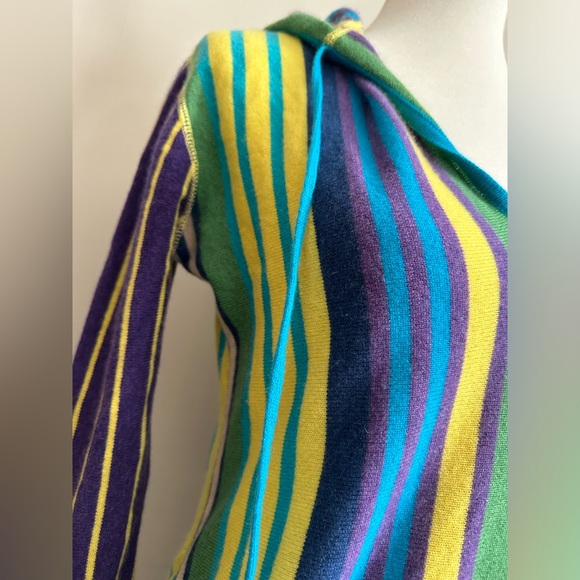 Striped Cashmere Sweater/Hoodie - Picture 3 of 9